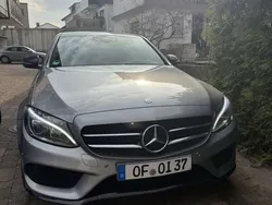 Grau Gebraucht 2016 Mercedes C200 Limousine | 21.500 € (Etwas zu teuer)