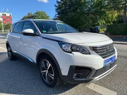 Weiß Gebraucht 2019 Peugeot 5008 Allure Van / Kleinbus | 13.980 € (Superpreis)