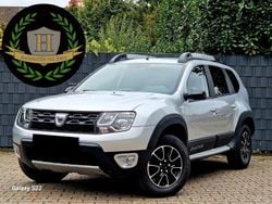 Grau Gebraucht 2017 Dacia Duster Black Shadow SUV | 10.950 € (Guter Preis)