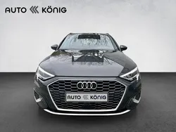 Grau Gebraucht 2023 Audi A3 Sportback Advanced Plus Limousine | 28.990 € (Fairer Preis)