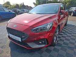 Rot Gebraucht 2020 Ford Focus ST Limousine | 18.790 € (Guter Preis)