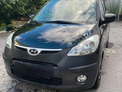 Schwarz Gebraucht 2011 Hyundai i10 Kleinwagen | 2.000 € (Fairer Preis)