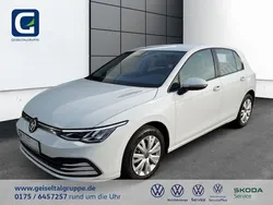 Weiß Gebraucht 2020 VW Golf VIII Life Limousine | 16.930 € (Fairer Preis)