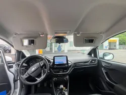 Weiß Gebraucht 2021 Ford Fiesta Cool & Connect Kleinwagen | 14.500 € (Fairer Preis)