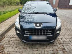 Blau Gebraucht 2010 Peugeot 3008 SUV | 5.300 € (Fairer Preis)