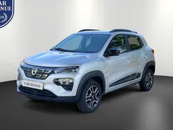 Grau (lightninggrau (grau)) Gebraucht 2022 Dacia Spring Comfort Kleinwagen | 9.440 € (Guter Preis)