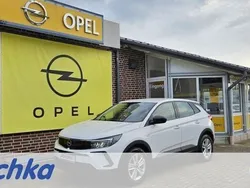 Arktis weiß (metallic) Gebraucht 2022 Opel Grandland X Basis SUV | 22.450 € (Guter Preis)