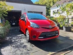 Rot Gebraucht 2014 Toyota Aygo Cool Kleinwagen | 4.700 € (Guter Preis)