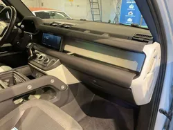 Grau Gebraucht 2020 Land Rover Defender SE SUV | 48.000 €