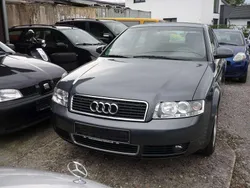 Grau Gebraucht 2003 Audi A4 Limousine | 799 € (Superpreis)