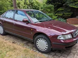 Rot Gebraucht 1997 Audi A4 Limousine | 2.900 € (Teuer)