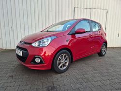 Rot Gebraucht 2013 Hyundai i10 Edition Kleinwagen | 5.999 € (Teuer)