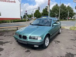 Grün Gebraucht 1999 BMW 316 Coupé | 4.990 € (Teuer)