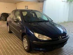 Blau Gebraucht 2008 Peugeot 206 Kleinwagen | 950 €