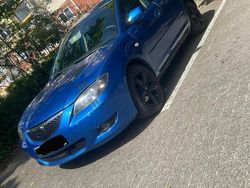 Blau Gebraucht 2004 Mazda 3 Limousine | 2.200 € (Etwas zu teuer)