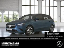 Denimblau metallic Gebraucht 2021 Mercedes B250e Style Van / Kleinbus | 20.440 € (Guter Preis)