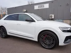 Gletscherweiß Gebraucht 2020 Audi SQ8 Sport SUV | 84.900 € (Teuer)
