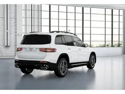 Weiss unilack polarweiß Gebraucht 2024 Mercedes GLB200 AMG SUV | 42.330 € (Etwas zu teuer)