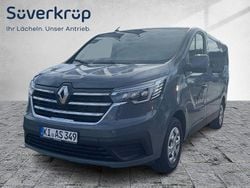 Grau Gebraucht 2024 Renault Trafic Life Van | 35.980 € (Fairer Preis)