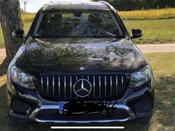 Schwarz Gebraucht 2016 Mercedes GLC220 SUV | 20.999 € (Fairer Preis)