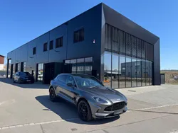Grau Gebraucht 2021 Aston Martin DBX SUV | 111.900 € (Teuer)