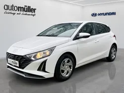 Weiß Neu 2025 Hyundai i20 Select Limousine | 18.588 € (Fairer Preis)