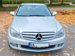 Silber Gebraucht 2007 Mercedes C320 Avantgarde Limousine | 8.999 € (Fairer Preis)