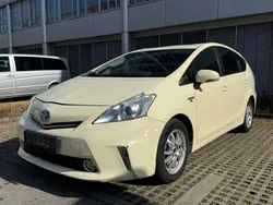 Weiß Gebraucht 2015 Toyota Prius+ Comfort Van / Kleinbus | 9.880 € (Etwas zu teuer)