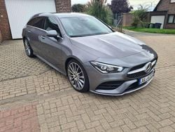Grau Gebraucht 2021 Mercedes CLA180 Shooting Brake AMG Kombi | 24.800 € (Guter Preis)