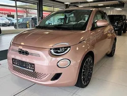 Gold Gebraucht 2021 Fiat 500e La Prima Limousine | 19.990 € (Etwas zu teuer)