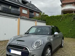Grau Gebraucht 2014 Mini Cooper SD Kleinwagen | 11.600 € (Fairer Preis)