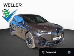 Grau Gebraucht 2024 BMW iX Comfort Edition SUV | 76.750 € (Teuer)