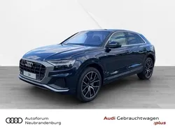 Andere farbe Gebraucht 2022 Audi Q8 Ambiente SUV | 89.950 € (Teuer)