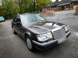Violet Gebraucht 1992 Mercedes E300 Limousine | 5.600 €