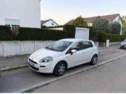 Weiß Gebraucht 2013 Fiat Punto Life Kleinwagen | 4.450 € (Fairer Preis)
