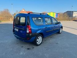 Blau Gebraucht 2007 Dacia Logan Kombi | 1.950 € (Fairer Preis)