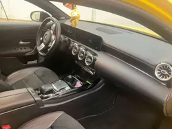 Gelb Gebraucht 2019 Mercedes A35 AMG AMG Limousine | 29.000 € (Guter Preis)