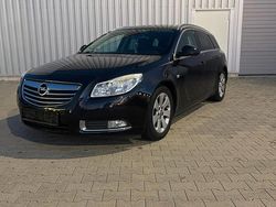 Schwarz Gebraucht 2011 Opel Insignia Kombi | 3.990 € (Guter Preis)