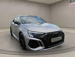Silber Gebraucht 2024 Audi RS3 Sport Kleinwagen | 62.450 € (Superpreis)