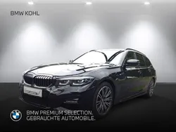 Schwarz Gebraucht 2022 BMW 320 M Sport Kombi | 35.440 € (Fairer Preis)