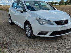 Weiß Gebraucht 2015 Seat Ibiza Sun Limousine | 3.000 € (Guter Preis)