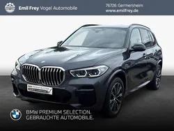 Arktikgrau brillanteffekt meta Gebraucht 2022 BMW X5 Sport Line SUV | 64.990 € (Etwas zu teuer)