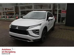 Weiß Gebraucht 2022 Mitsubishi Eclipse Cross Plus SUV | 24.950 € (Fairer Preis)