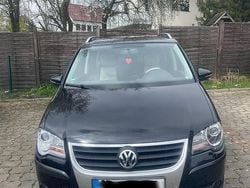 Schwarz Gebraucht 2009 VW Touran Van / Kleinbus | 3.100 € (Guter Preis)