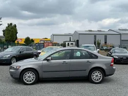 Silber Gebraucht 2004 Volvo S40 Kinetic Limousine | 1.250 € (Superpreis)