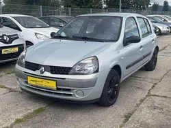 Blau Gebraucht 2003 Renault Clio II Limousine | 1.490 € (Fairer Preis)