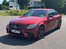 Rot Gebraucht 2019 Mercedes C180 AMG Limousine | 19.999 € (Fairer Preis)