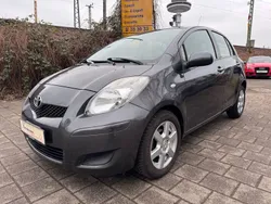 Grau Gebraucht 2009 Toyota Yaris Cool Kleinwagen | 3.750 € (Etwas zu teuer)