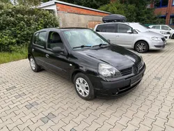 Schwarz Gebraucht 2005 Renault Clio II Kleinwagen | 2.600 €