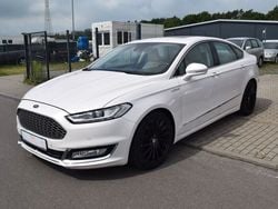 Weiß Gebraucht 2015 Ford Mondeo Vignale Limousine | 9.199 € (Teuer)